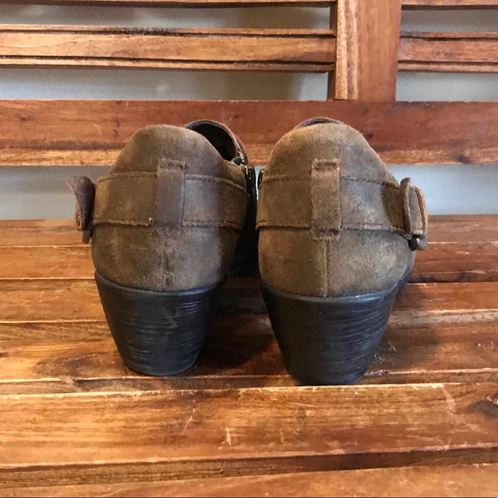 BORN Distressed Leather Western Shoes - Picture 4 of 6